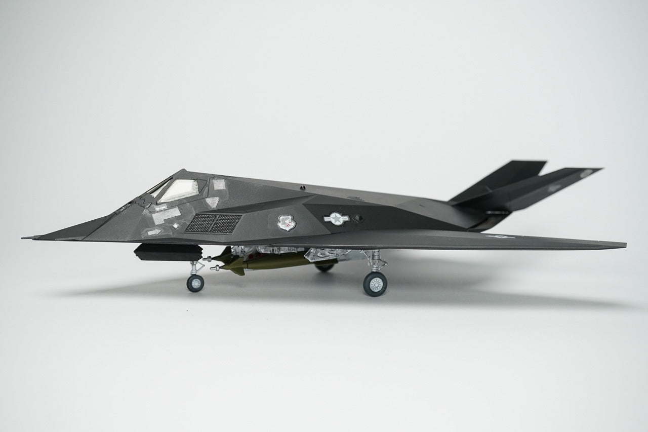 Chasseur furtif F-117 - 03899
