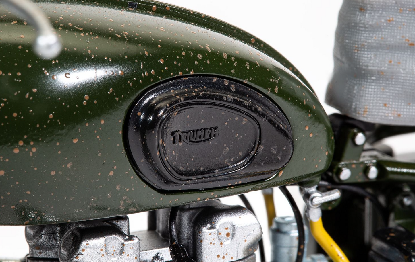 The Great Escape Triumph TR6 Trophy Motorcycle (Weathered) - 1:12 Scale - CC08501
