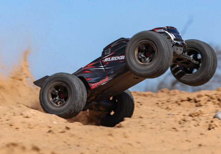 Traxxas Sledge 6S Truggy – Belted Edition in Rot - 95096-4-RED - RCXX - RC Racing Shop | RC Models | Tuning & Spare Parts for Professionals
